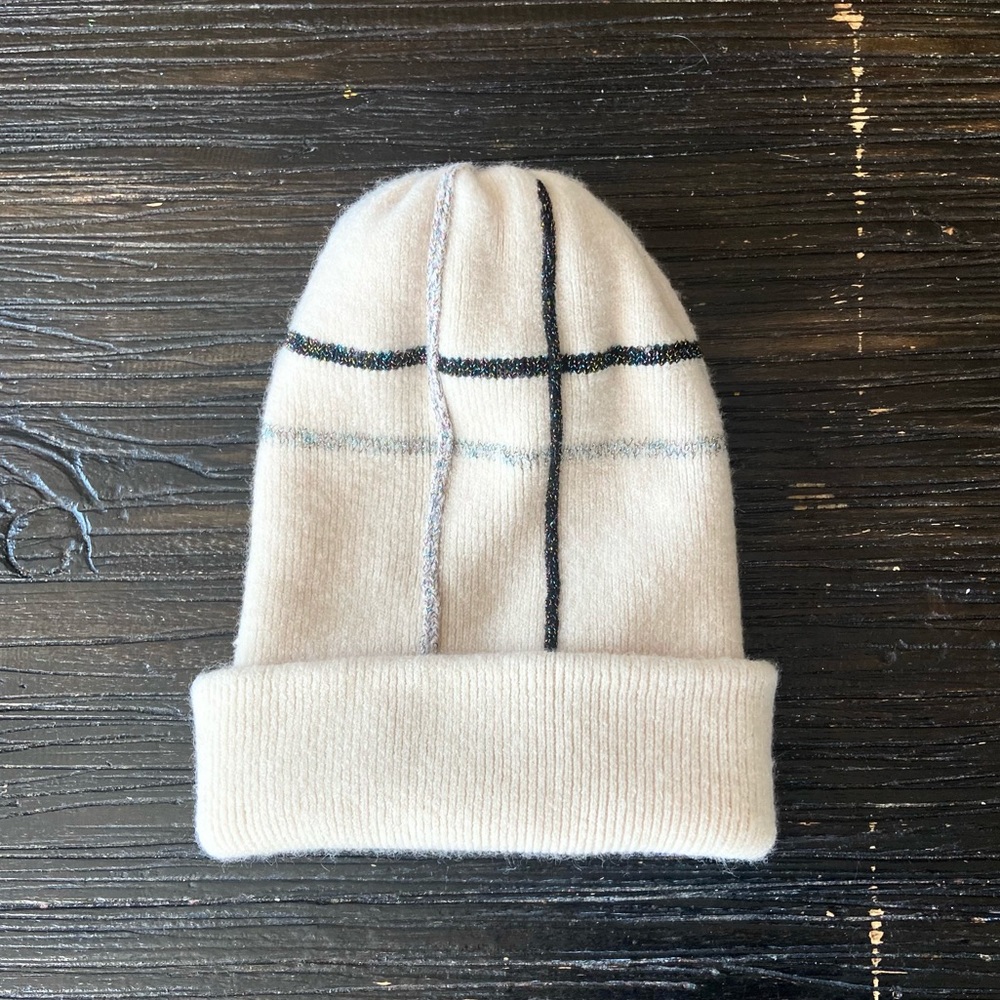 Women’s Cozy Glitter Stripe Winter Beanie Hat - Picture 1 of 6